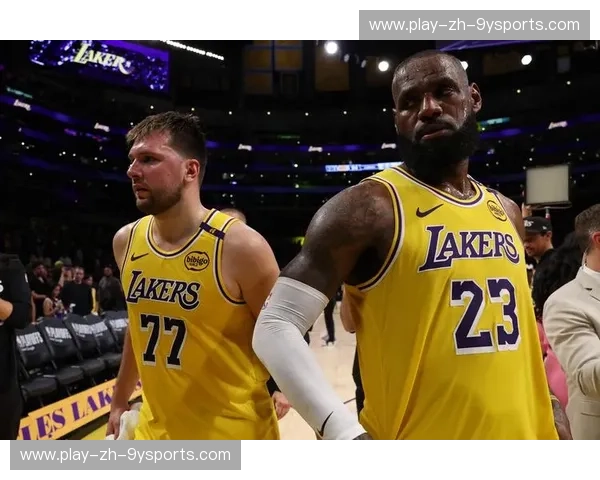 紫金王朝的意志与热火铁血的碰撞：深度重温湖人vs热火G4全场回放国语经典